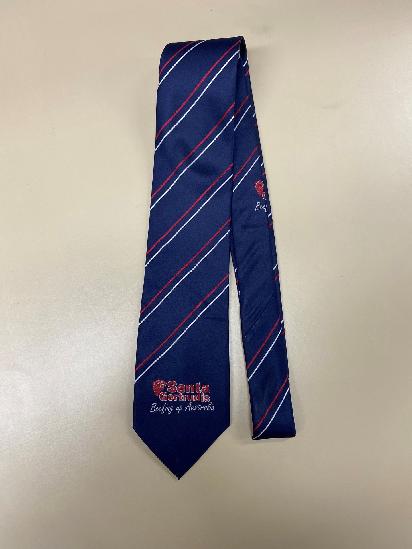 Santa Gertrudis Tie